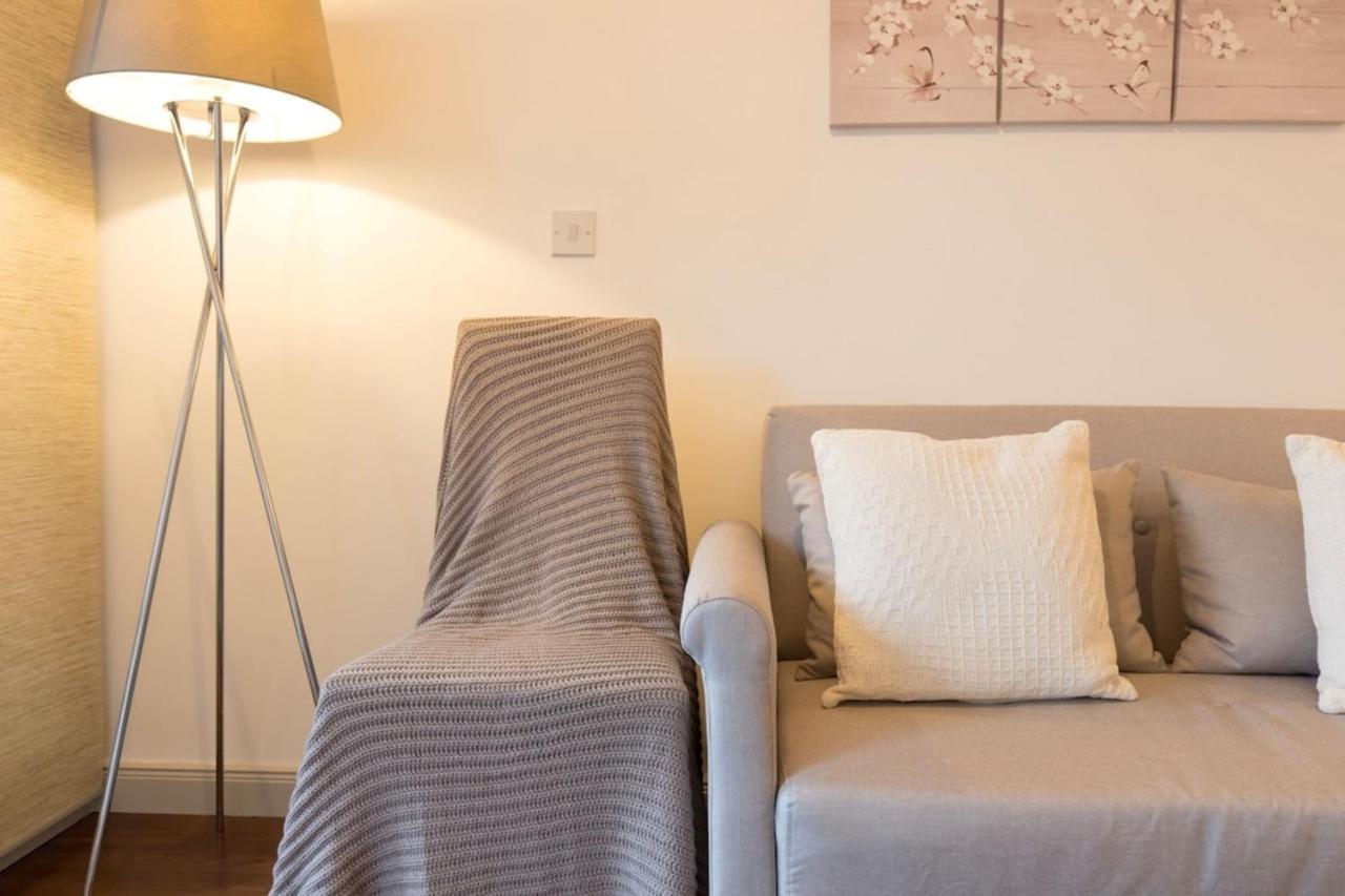 Beautiful 2 Bedroom Property In Borough Londres Exterior foto